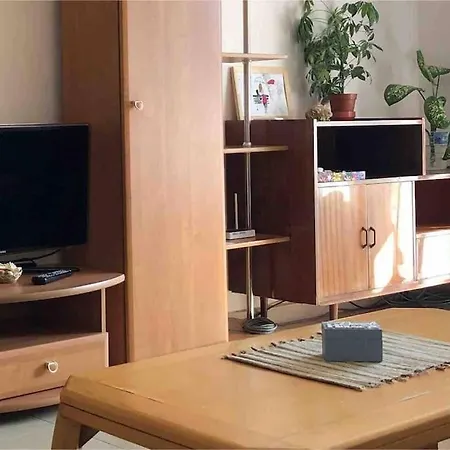 Apartment Hot Cosy And Spacious Flat Near Sea Garden Burgas