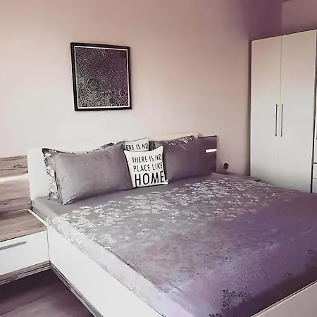 Hot Cosy And Spacious Flat Near Sea Garden *
